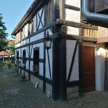 Se Zahradou Pro Dve Osoby V Turisticky Oblibene Lokalite * Bela pod Bezdezem